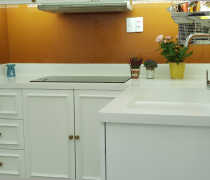 Mặt bàn bếp Montelli Solid Surface Màu Trắng