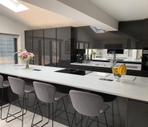 PROJECT: Mặt bếp Corian trắng vân độc đáo