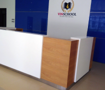 Quầy lễ tân đá Solid Surface tại Vinschool