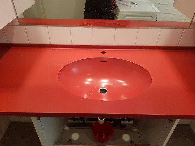 đá solid surface