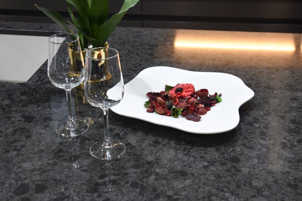 Da Nhan Tao Solid surface Corian