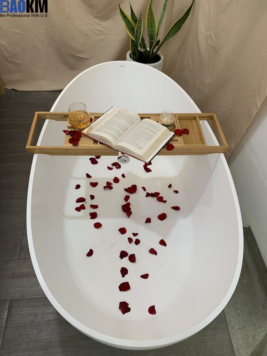 bồn tắm đặt sàn