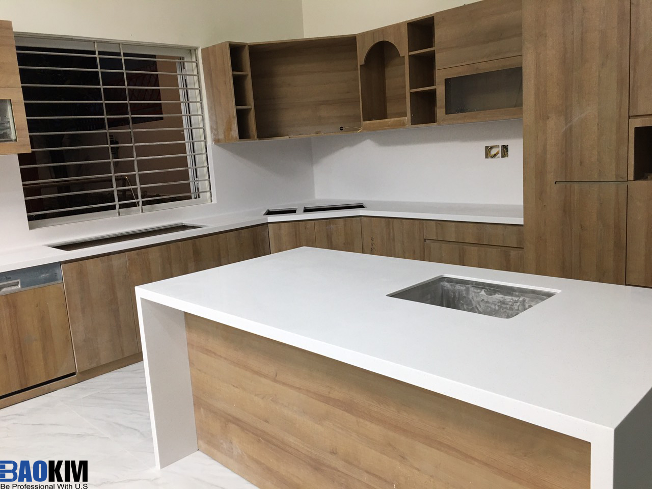 mặt bếp đá solid surface