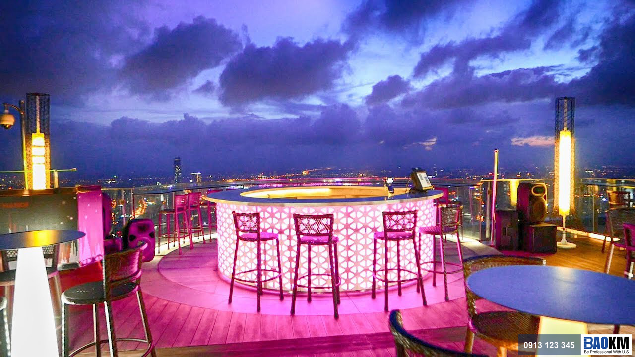 đá xuyên sáng ốp quầy bar