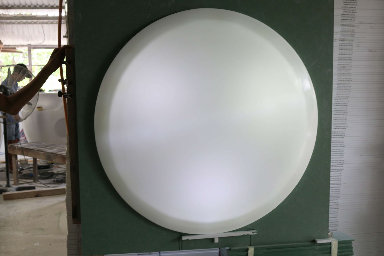 den-lam-bang-solid-surface