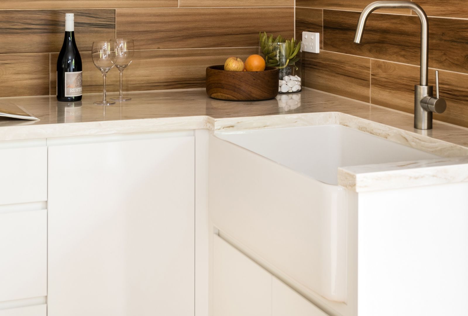 đá làm mặt bếp không thấm