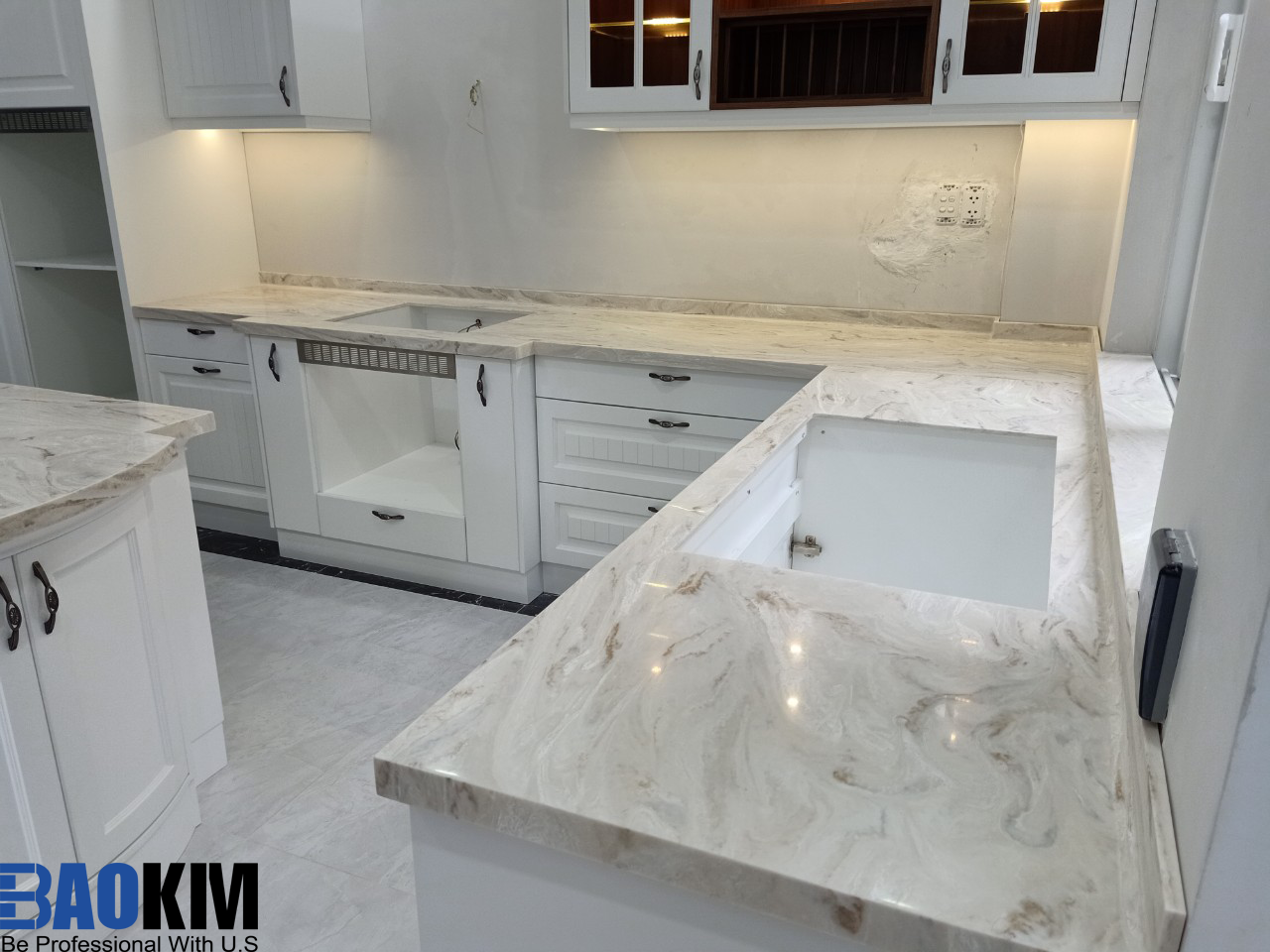 Mặt bếp đá nhân tạo